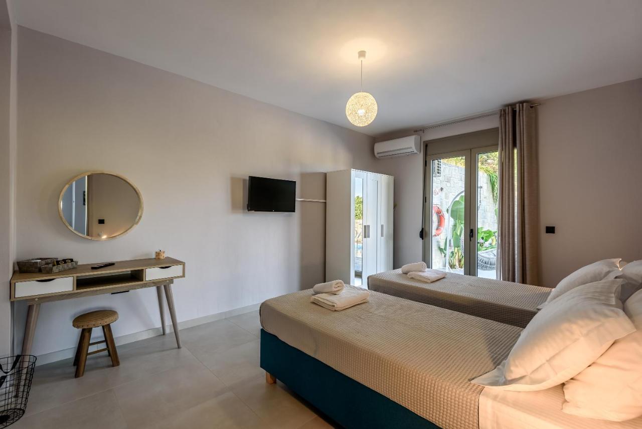 Villa Vasiliki Stalos Bagian luar foto